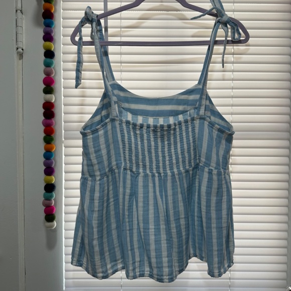 Old Navy Striped top - Picture 3 of 3
